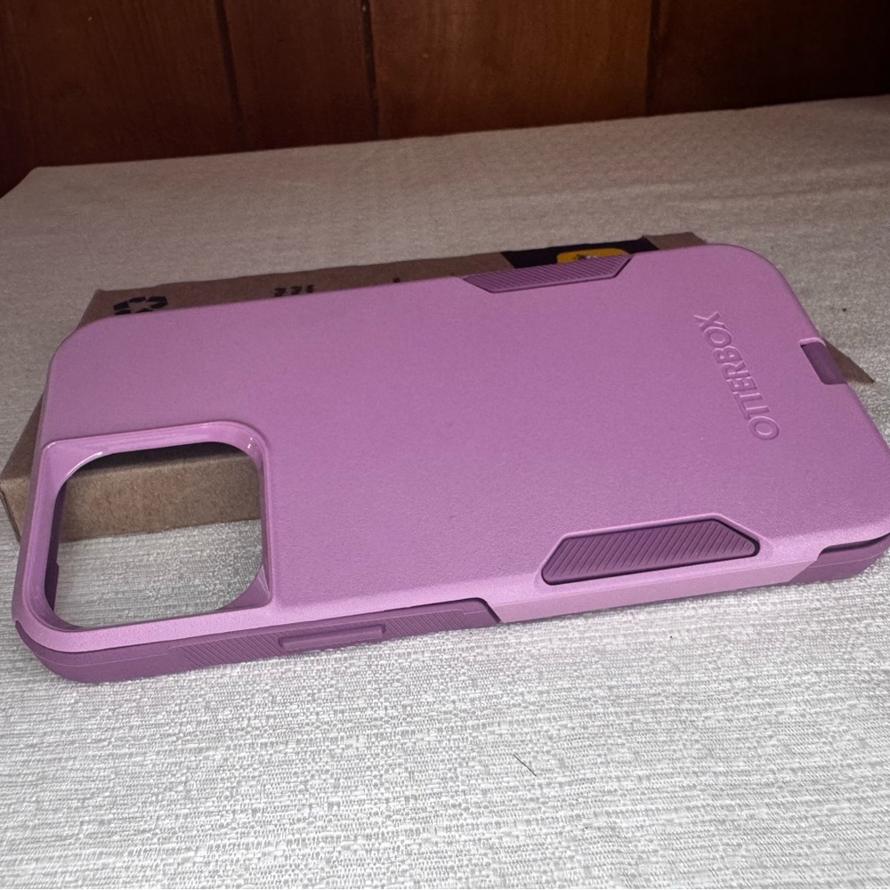 OtterBox I phone 13 pro Protective Phone Case in Light Pink